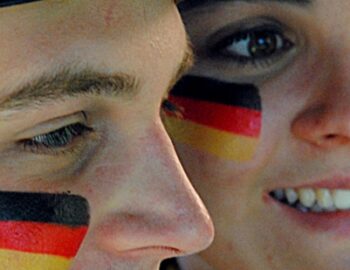 Menschen mit Bemahlung